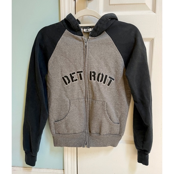 Made in Detroit Tops - Vintage Embroidered ‘Made in Detroit’ Brand Zip-Up Hoodie